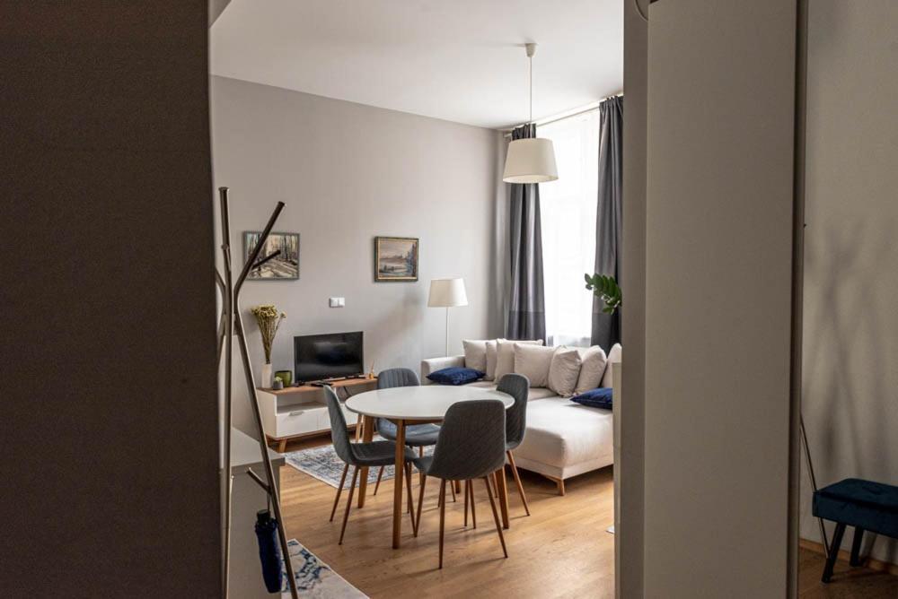 Ferienwohnung Maria Topfive With Free Private Parking Budapest Exterior foto
